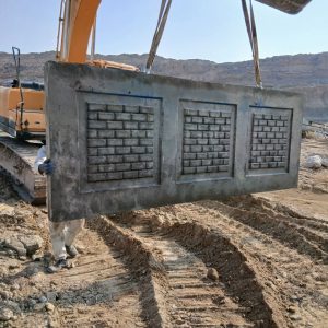 نصب دیوار بتنی آماده در محل مشتری
